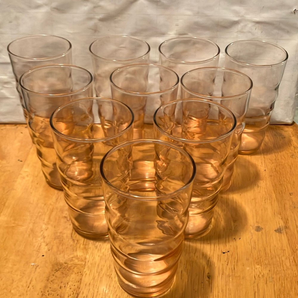 Vintage around 1970s set of 10 pink depression water /. Juice  5” swirl design